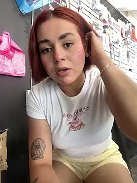 BlueHotBaby online show from June 19, 2026, 8:58 pm