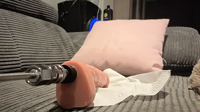 jessebell2003 online show from April 15, 2026, 7:58 pm