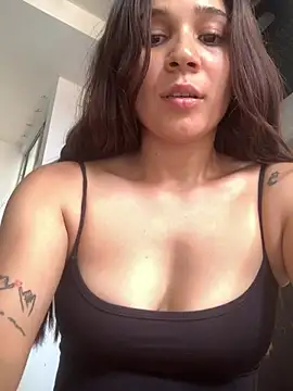 Amora 96 online show from July 3, 2026, 4:35 pm