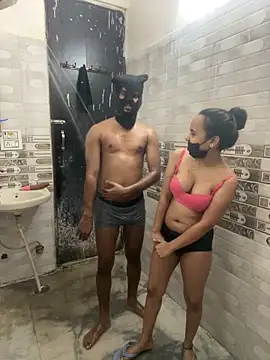 couple-new online show from April 18, 2026, 11:34 am