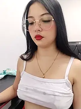 veleria allurin online show from June 29, 2026, 1:55 pm