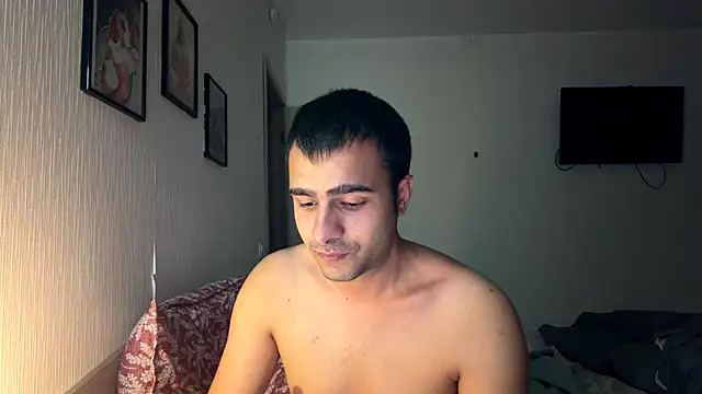 Snapshot of Daniel_ice chatting on June 24, 2026, 10:07 pm Daniel ice online show from June 24, 2026, 10:07 pm