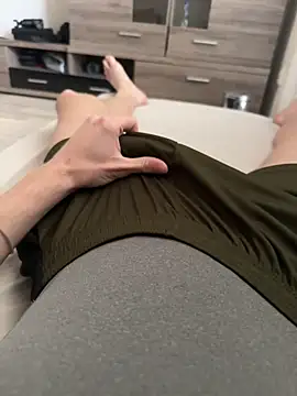 mannn202546 online show from March 19, 2026, 4:07 pm