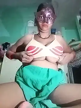 hotpussyxxx777 online show from June 15, 2026, 9:47 pm