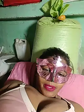 hotpussyxxx777 online show from July 1, 2026, 11:27 pm