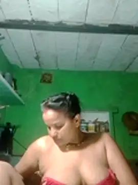 Shivani09900 online show from July 9, 2026, 9:03 pm