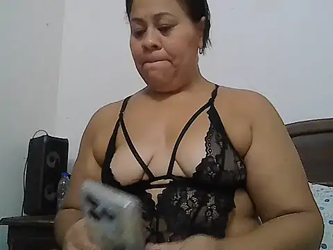Snapshot of Veronica_missbigg chatting on June 20, 2026, 11:10 pm Veronica missbigg online show from June 20, 2026, 11:10 pm