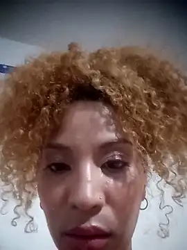 SolashLitzy Curly online show from June 9, 2026, 5:19 am