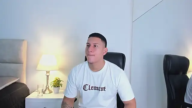Chriss Diamond online show from June 6, 2026, 8:36 pm