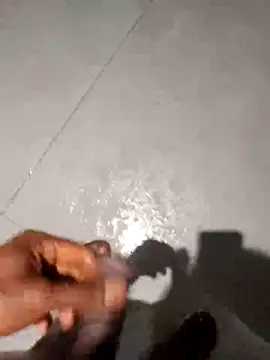 luck00y online show from April 9, 2026, 9:59 am