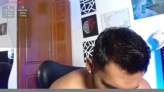 Snapshot of romanpearce_ chatting on May 15, 2026, 8:51 pm romanpearce online show from May 15, 2026, 8:51 pm