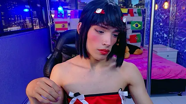 IsaacNovaa online show from June 23, 2026, 8:07 pm