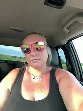 sweetkacibaby online show from July 3, 2026, 11:50 am
