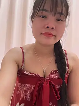 Naked-xx online show from May 2, 2026, 6:18 am