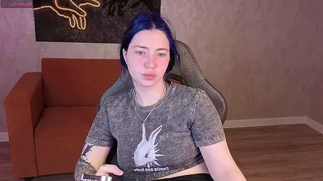 honey cherrry online show from June 14, 2026, 1:35 am