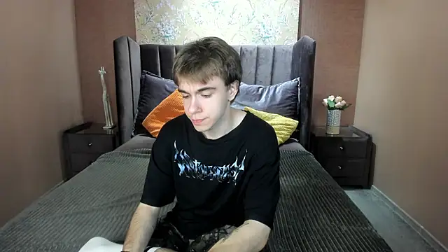 DaveBevy online show from June 19, 2026, 7:41 pm