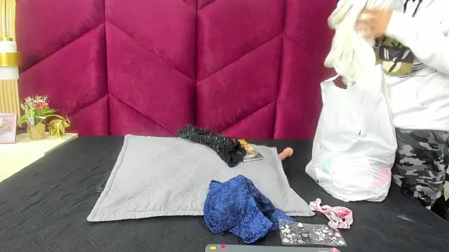 Lia Nikol online show from July 3, 2026, 11:17 am