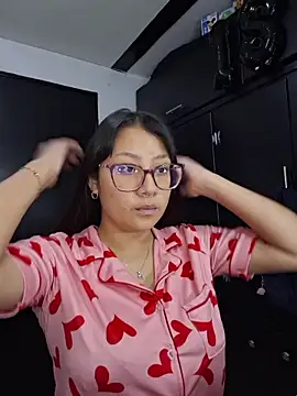 rouse  red online show from April 21, 2026, 8:59 pm