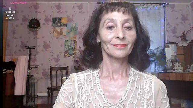 Snapshot of Shooting-Star- chatting on June 21, 2026, 4:46 pm Shooting-Star- online show from June 21, 2026, 4:46 pm