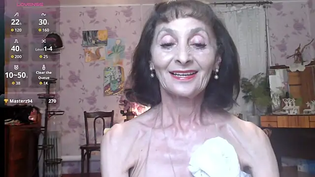 Snapshot of Shooting-Star- chatting on July 1, 2026, 7:03 pm Shooting-Star- online show from July 1, 2026, 7:03 pm