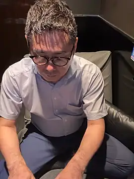 Snapshot of RYUICHI_1919 chatting on July 8, 2026, 10:16 am RYUICHI 1919 online show from July 8, 2026, 10:16 am