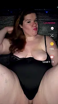 Snapshot of curvystachel42 chatting on June 28, 2026, 9:21 pm curvystachel42 online show from June 28, 2026, 9:21 pm