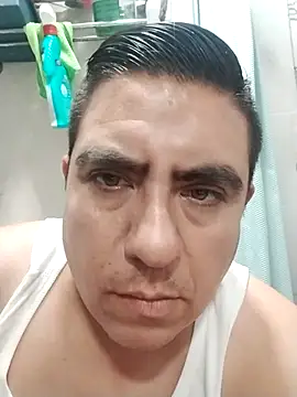 Manuel3910 online show from April 21, 2026, 3:57 am