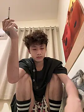 sexyboy-3525 online show from May 10, 2026, 3:43 am
