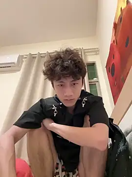 sexyboy-3525 online show from May 23, 2026, 2:05 pm