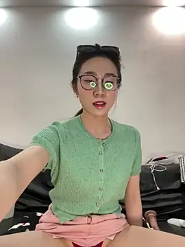 meimeibuguai online show from June 3, 2026, 4:01 pm