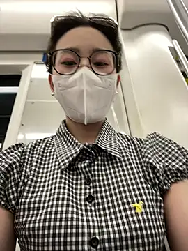 meimeibuguai online show from June 15, 2026, 11:54 am