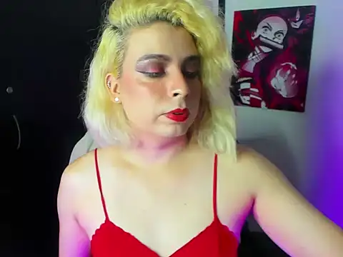 angellfemboy online show from June 14, 2026, 5:58 pm
