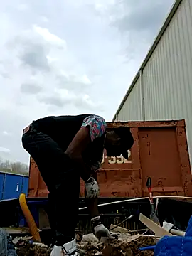 Snapshot of BBC260J chatting on April 12, 2026, 6:22 pm BBC260J online show from April 12, 2026, 6:22 pm