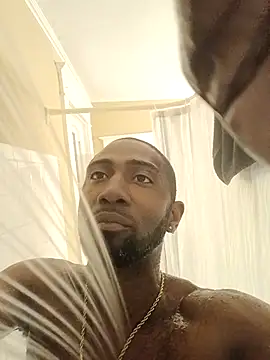 Snapshot of BBC260J chatting on April 16, 2026, 10:27 am BBC260J online show from April 16, 2026, 10:27 am