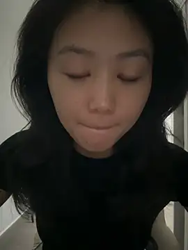 Shanshan 1267 online show from June 25, 2026, 12:21 pm