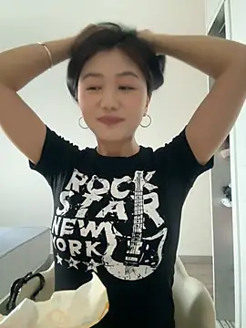 Shanshan 1267 online show from June 17, 2026, 5:29 am
