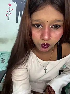 Cutiepie- online show from May 3, 2026, 5:38 pm