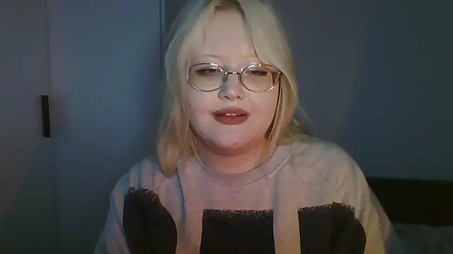 Elayne Sweet online show from June 13, 2026, 6:22 am