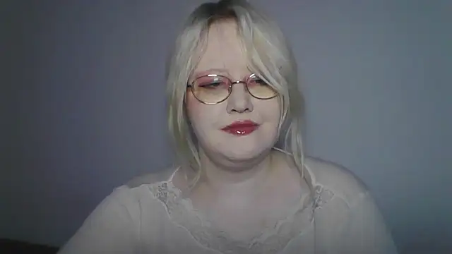 Elayne Sweet online show from June 28, 2026, 6:09 am