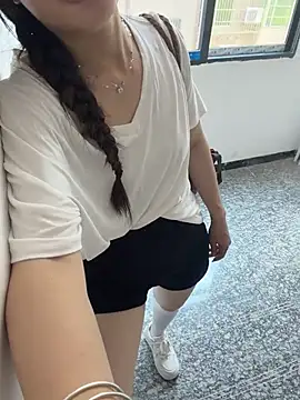 Xiaoyunduo1 online show from June 22, 2026, 5:59 am
