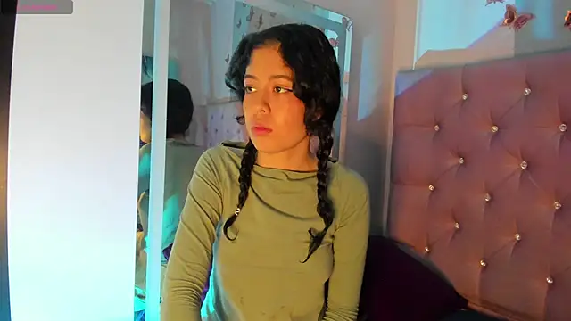 Kaira luxury online show from June 9, 2026, 4:02 am