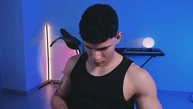 Massimo Rinaldi online show from April 22, 2026, 4:30 am