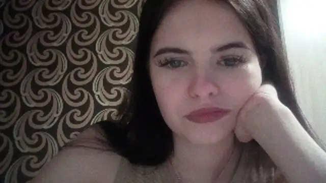 KikiAmino online show from June 20, 2026, 5:12 am