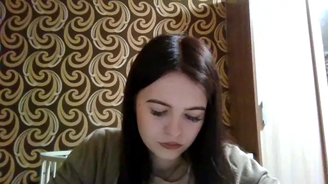 KikiAmino online show from June 5, 2026, 5:12 am
