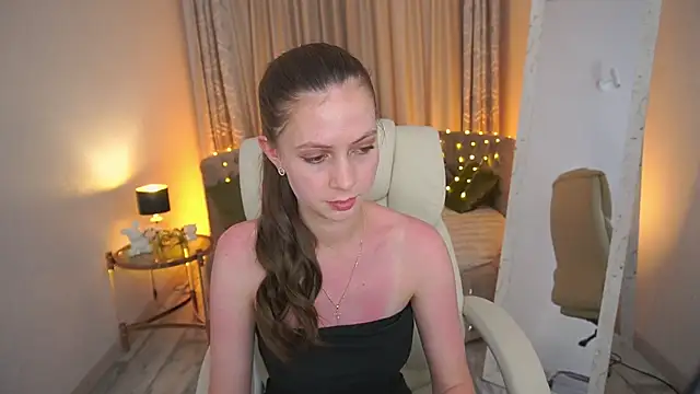 BabyLumi online show from June 12, 2026, 7:55 pm