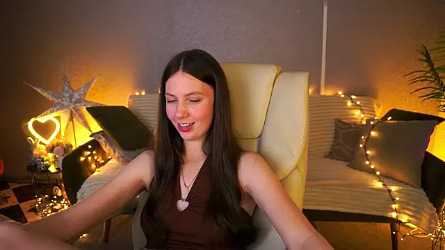 BabyLumi online show from June 6, 2026, 2:06 am