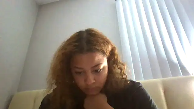 madzbailey online show from June 14, 2026, 2:29 pm