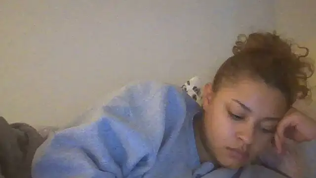 madzbailey online show from June 7, 2026, 11:21 pm