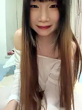 Ss-weiwei online show from July 10, 2026, 1:55 pm