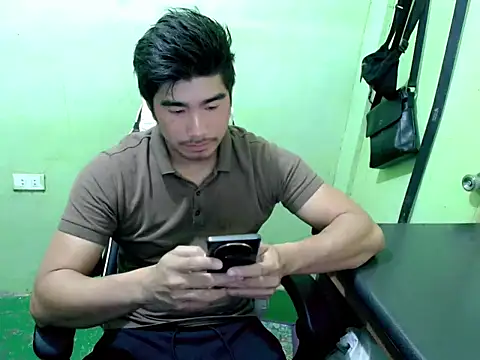 Hunkfireman online show from June 28, 2026, 1:34 am